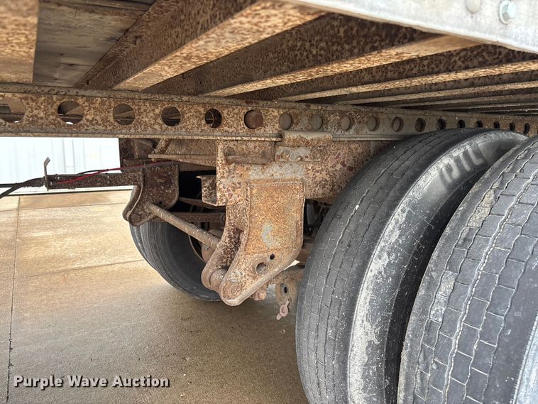 image for item FB3354 1993 Stoughton AVW-535T-S-C dry van trailer