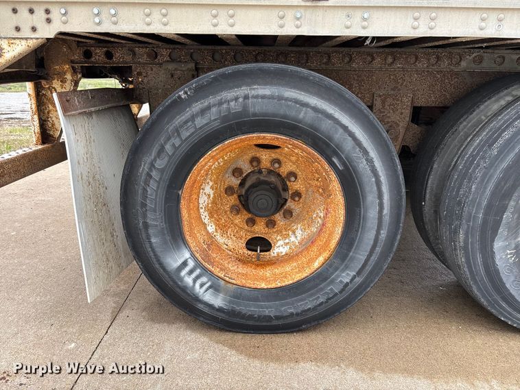 image for item FB3354 1993 Stoughton AVW-535T-S-C dry van trailer
