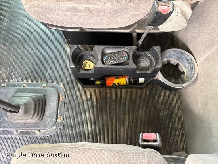 image for item FB3385 2007 Peterbilt 379 semi truck