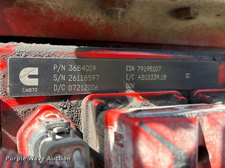 image for item FB3385 2007 Peterbilt 379 semi truck