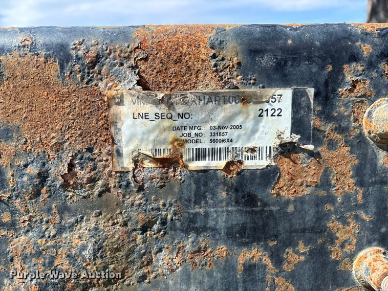 image for item FB3386 2006 International Paystar 5600i truck cab and chassis