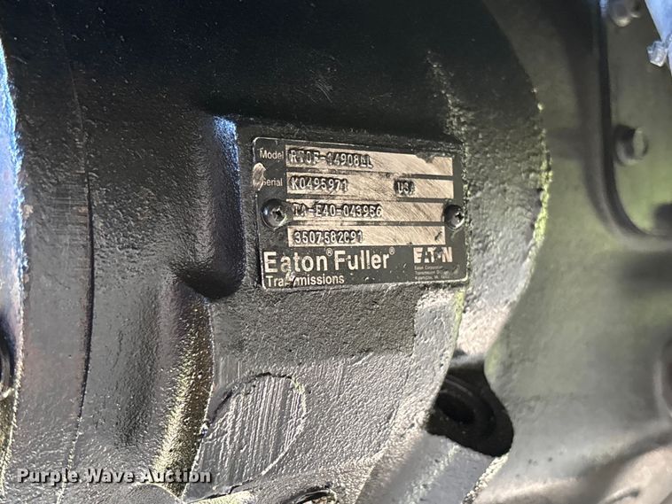 image for item FB3386 2006 International Paystar 5600i truck cab and chassis