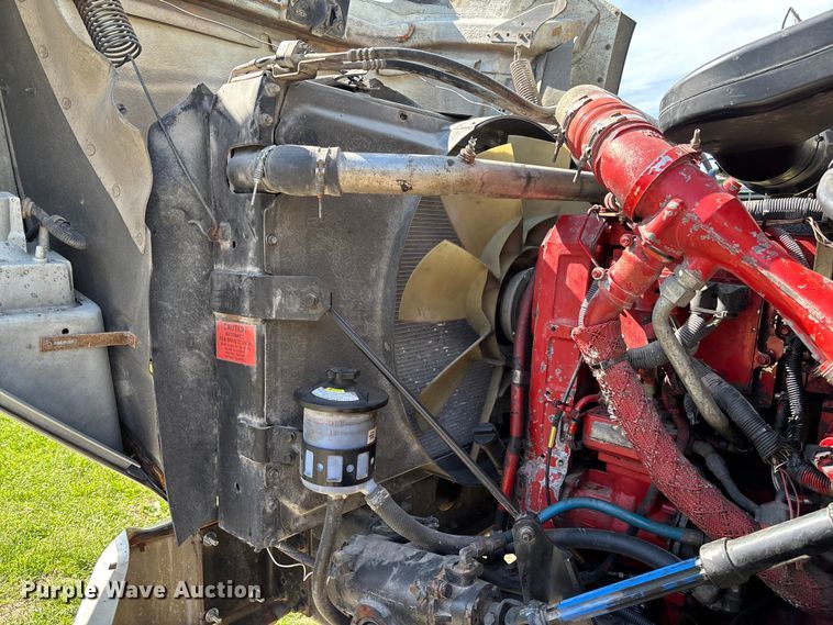 image for item FB3386 2006 International Paystar 5600i truck cab and chassis