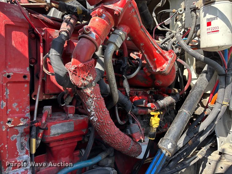 image for item FB3386 2006 International Paystar 5600i truck cab and chassis