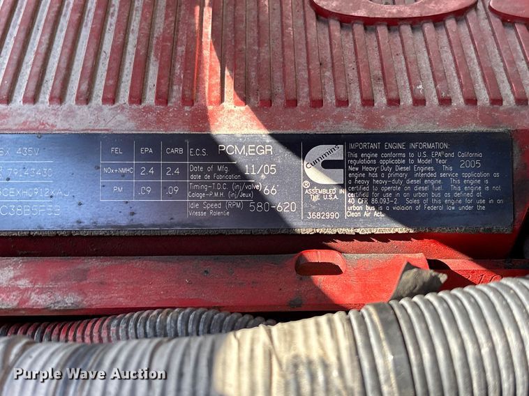 image for item FB3386 2006 International Paystar 5600i truck cab and chassis