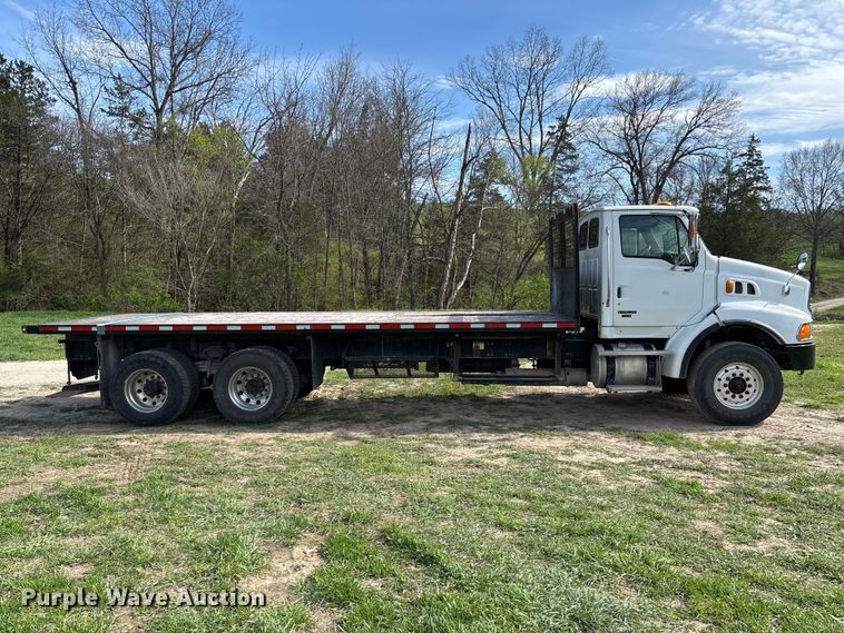 image for item FB3387 2005 Sterling L9500 flatbed truck