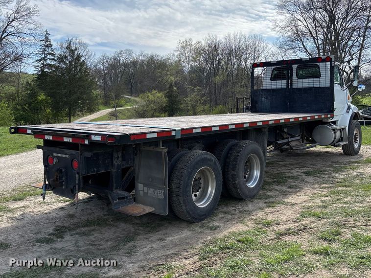 image for item FB3387 2005 Sterling L9500 flatbed truck