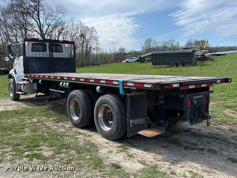 image for item FB3387 2005 Sterling L9500 flatbed truck