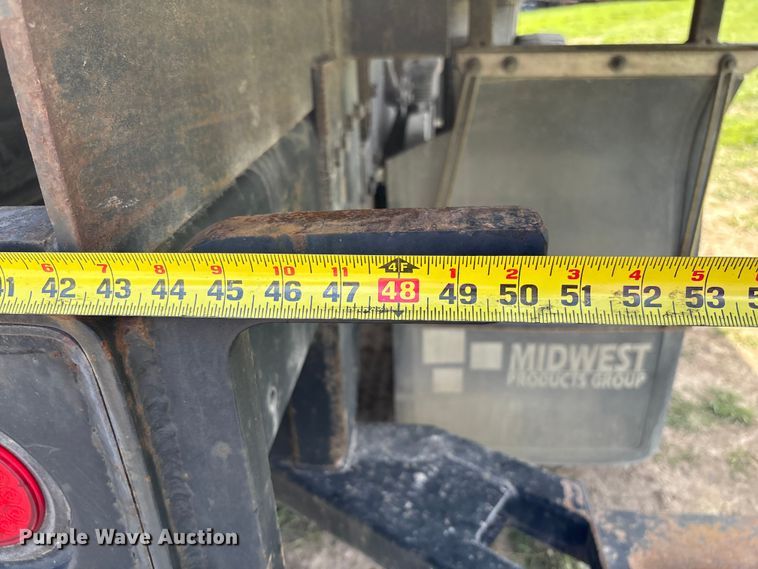 image for item FB3387 2005 Sterling L9500 flatbed truck