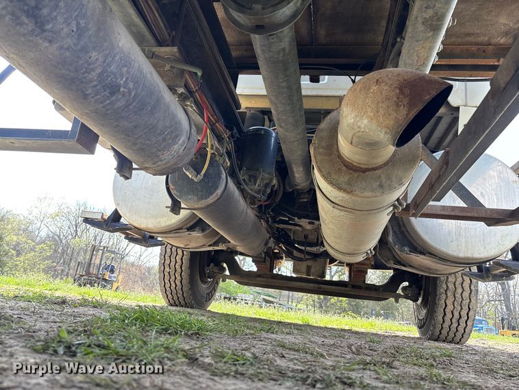 image for item FB3387 2005 Sterling L9500 flatbed truck