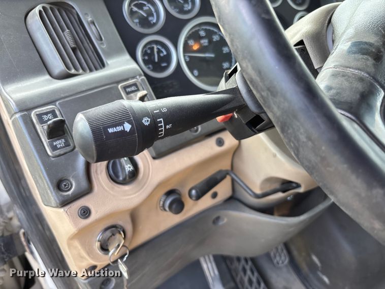 image for item FB3387 2005 Sterling L9500 flatbed truck