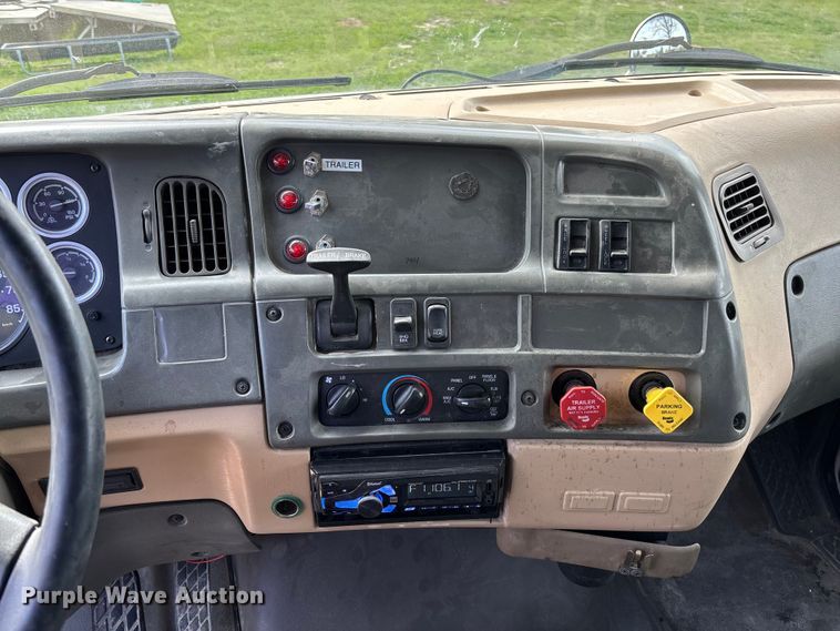 image for item FB3387 2005 Sterling L9500 flatbed truck