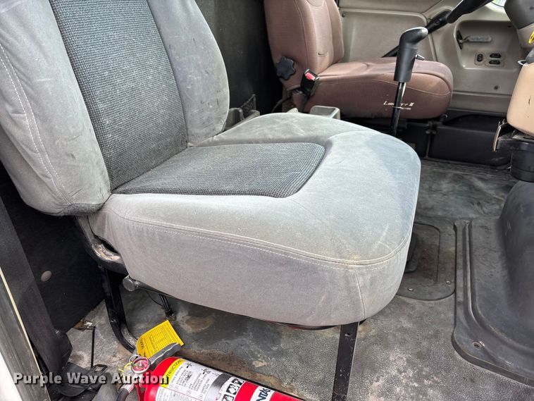 image for item FB3387 2005 Sterling L9500 flatbed truck