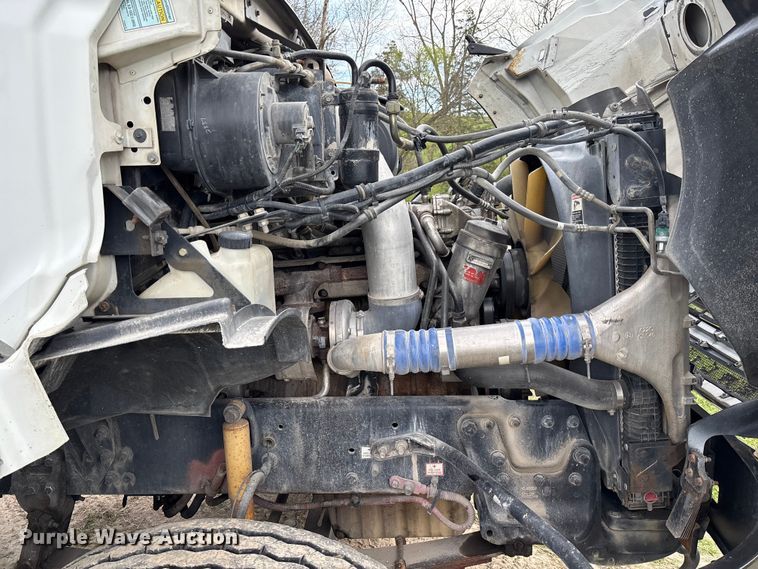 image for item FB3387 2005 Sterling L9500 flatbed truck