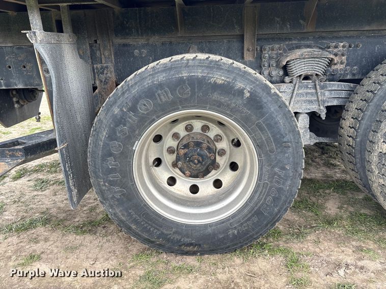 image for item FB3387 2005 Sterling L9500 flatbed truck