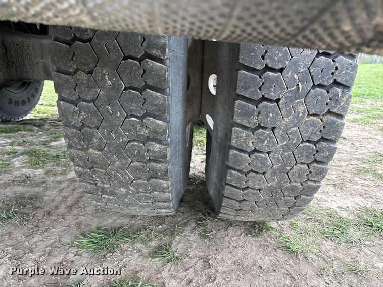 image for item FB3387 2005 Sterling L9500 flatbed truck