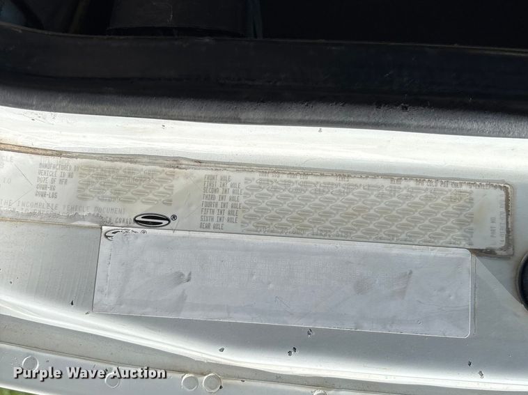 image for item FB3387 2005 Sterling L9500 flatbed truck