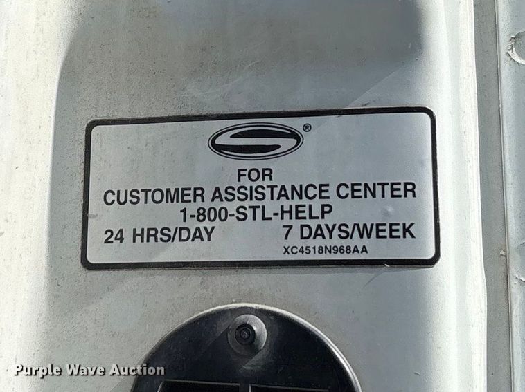 image for item FB3387 2005 Sterling L9500 flatbed truck