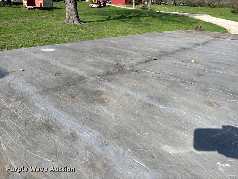 image for item FB3388 2002 Western Star 4900 flatbed truck