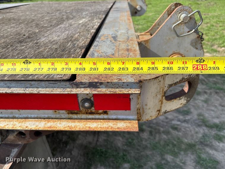 image for item FB3388 2002 Western Star 4900 flatbed truck