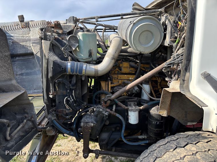 image for item FB3388 2002 Western Star 4900 flatbed truck