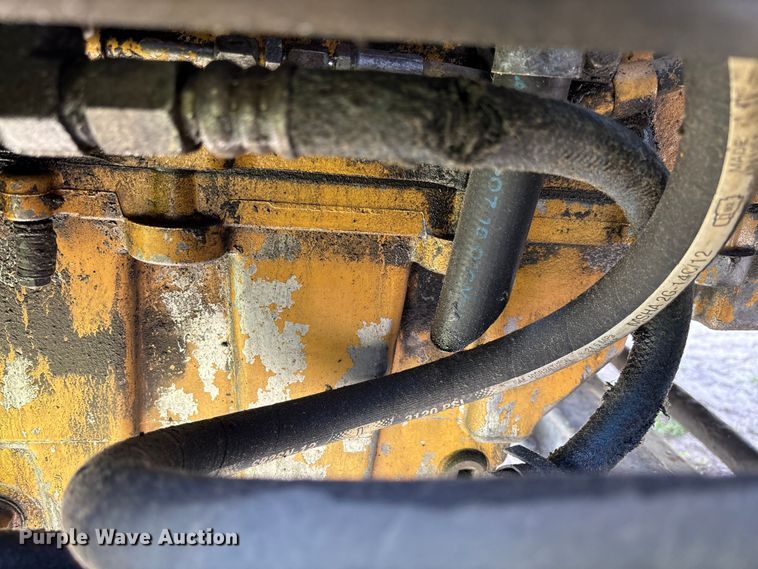 image for item FB3388 2002 Western Star 4900 flatbed truck