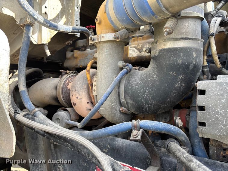 image for item FB3388 2002 Western Star 4900 flatbed truck