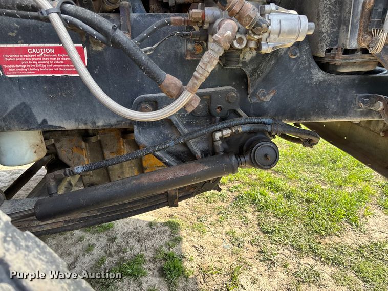 image for item FB3388 2002 Western Star 4900 flatbed truck