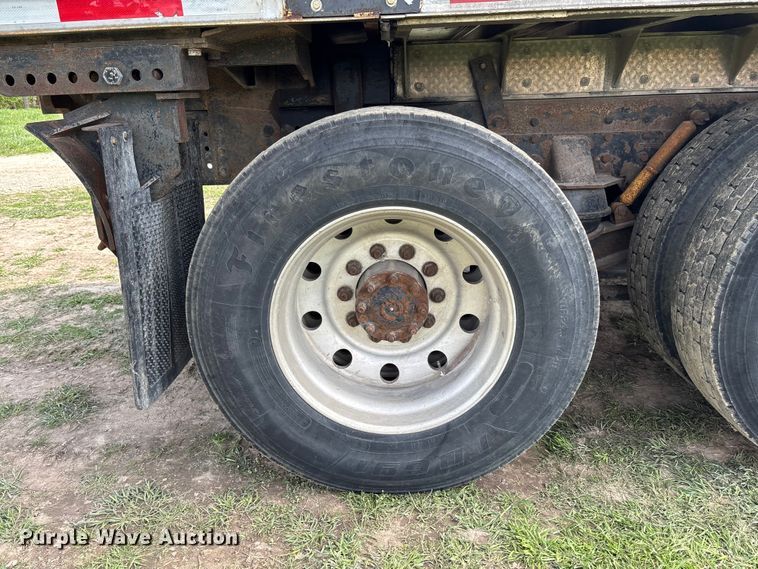 image for item FB3388 2002 Western Star 4900 flatbed truck