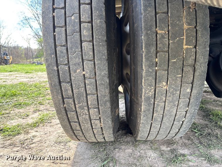 image for item FB3388 2002 Western Star 4900 flatbed truck