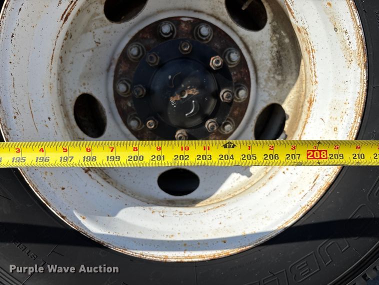 image for item FB3396 2008 Freightliner M2106 truck cab and chassis