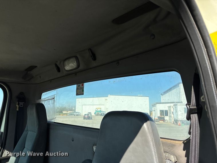 image for item FB3396 2008 Freightliner M2106 truck cab and chassis