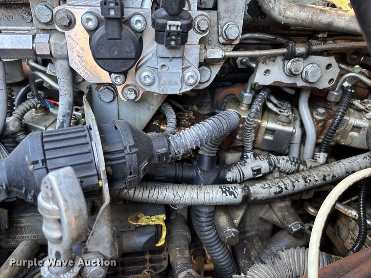 image for item FB3396 2008 Freightliner M2106 truck cab and chassis