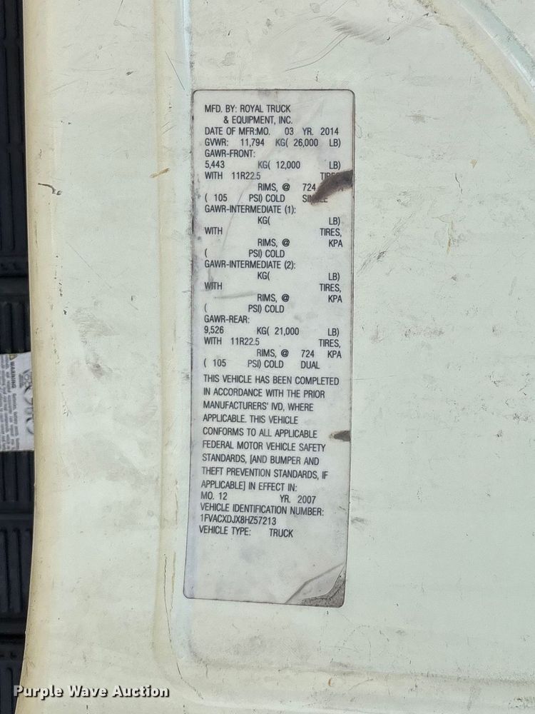 image for item FB3396 2008 Freightliner M2106 truck cab and chassis