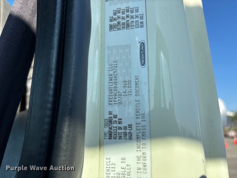 image for item FB3396 2008 Freightliner M2106 truck cab and chassis