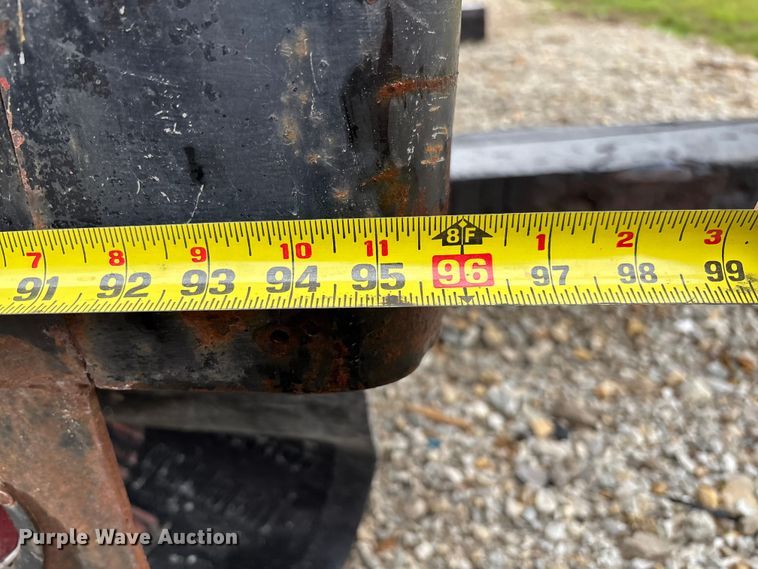 image for item FB3404 Hewitt Lucas Truck bodies EP18EWNSH grain bed