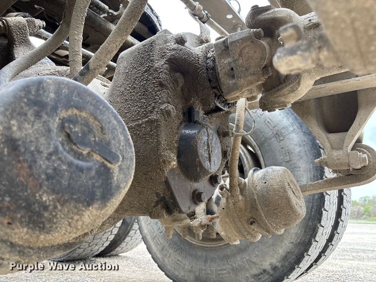 image for item FB3439 2013 Western Star 4900 semi truck