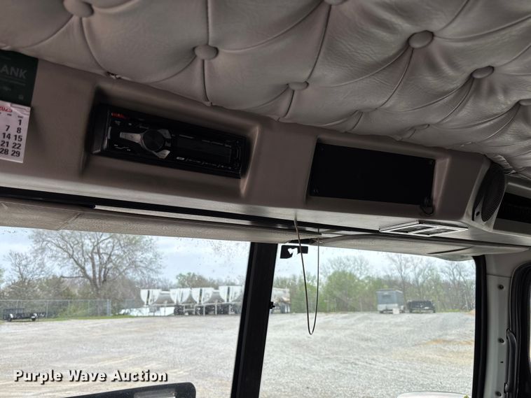 image for item FB3439 2013 Western Star 4900 semi truck