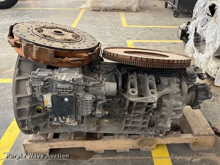 image for item FC2024 Freightliner transmissions