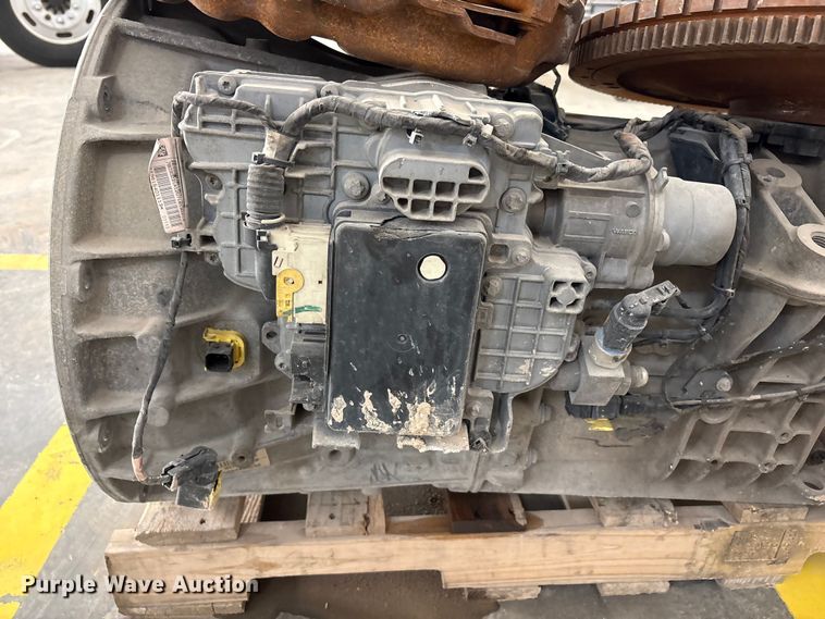 image for item FC2024 Freightliner transmissions