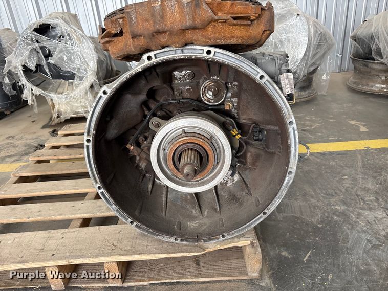 image for item FC2024 Freightliner transmissions