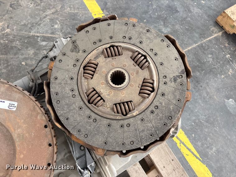 image for item FC2024 Freightliner transmissions