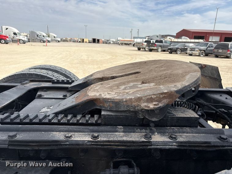 image for item FC2026 2006 Kenworth W900 semi truck