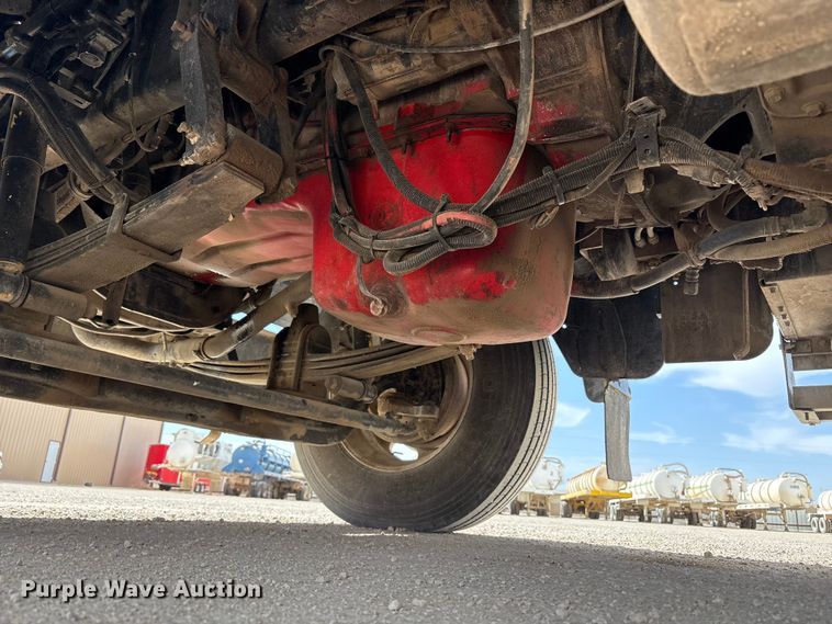 image for item FC2026 2006 Kenworth W900 semi truck