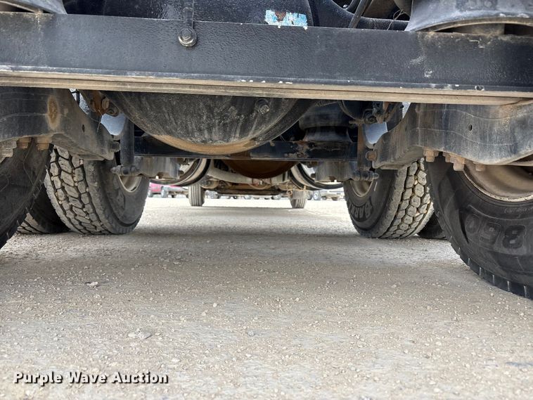 image for item FC2026 2006 Kenworth W900 semi truck