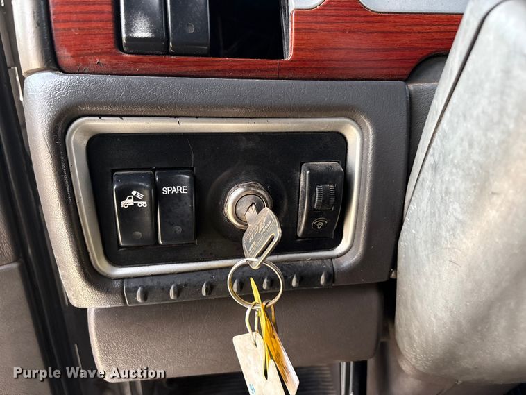 image for item FC2026 2006 Kenworth W900 semi truck