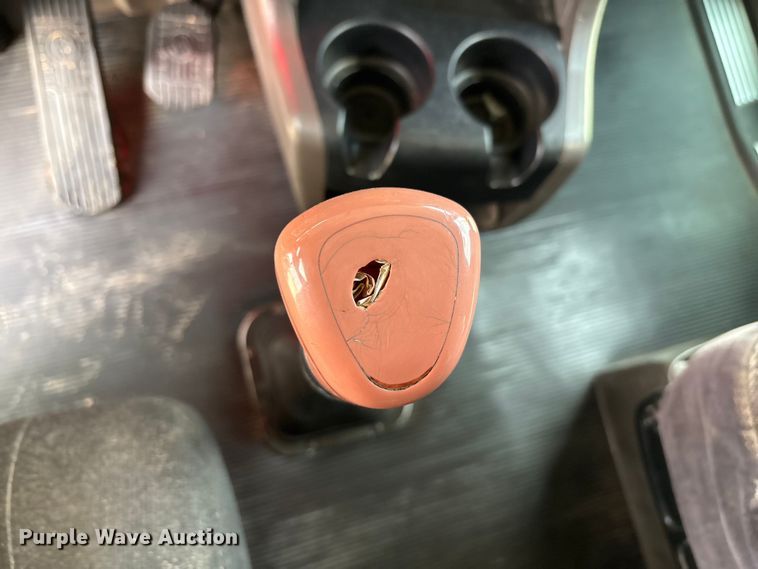 image for item FC2026 2006 Kenworth W900 semi truck