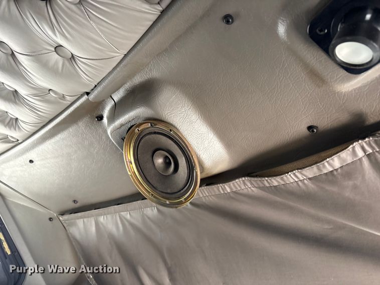 image for item FC2026 2006 Kenworth W900 semi truck