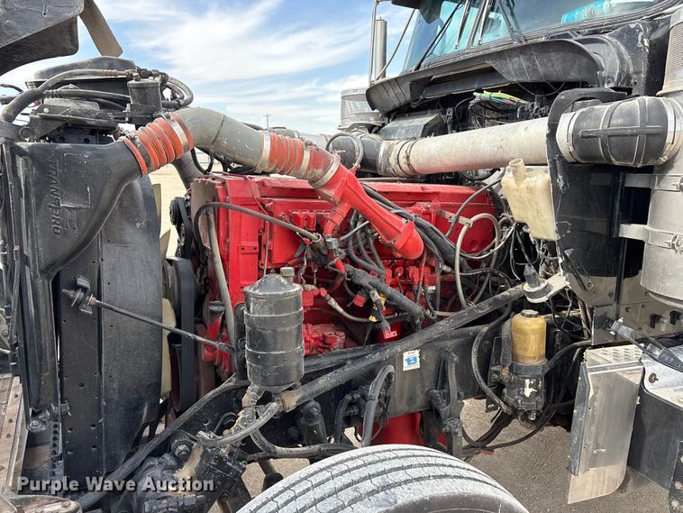 image for item FC2026 2006 Kenworth W900 semi truck