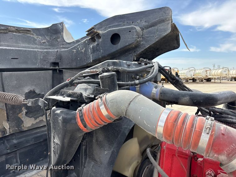 image for item FC2026 2006 Kenworth W900 semi truck